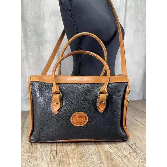Dooney Bourke Vintage Leather Handbag Black/Tan, All Weather, Satchel/Top Handle - Picture 2 of 9